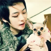 ��˼���Ե�����QQͷ�����ϱ��ӣ��Ҹ���ǩ���ĺ�Լ