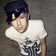 qq�������ԣ�����������ͷ��