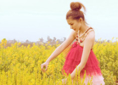 �ɰ���̬Ů��QQͷ���������˶������Ĳ�����