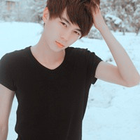 ŷ����ק��˧������QQͷ��û���˰���ʣ��ʲô