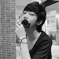 ���˧����������QQͷ��ֻ��һʱ���˷���