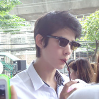 ��ʵ�ɰ��ĸ�������QQͷ�񣬽��˻���Ժ����ô��