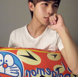 �ÿ���ü��Ŀ������QQͷ��ֱ����˼������,δ����������