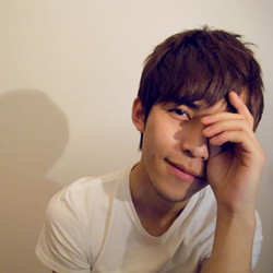 �ÿ���ü��Ŀ������QQͷ��ֱ����˼������,δ����������