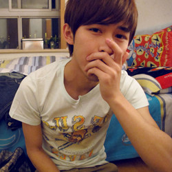 �ÿ���ü��Ŀ������QQͷ��ֱ����˼������,δ����������