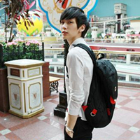 ������Ψ������ͷ�񣬴��ź�ñ�Ӻ��۾�����ĺ��J