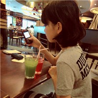 ����ˬ��Ů��QQͷ���е㺮����Լ��������·�����