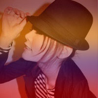 �ɰ���������Ů������һ��һ�ң���������PK