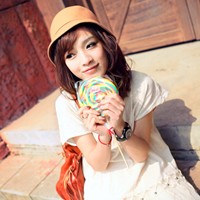 �ļ���ˬƯ����Ů��ͷ�����һЦ������