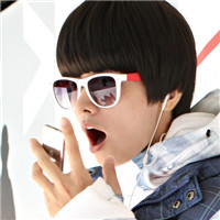 ˧����Ӣ������QQͷ��û��Ŀ�ĵ����ߡ�ֻΪ������