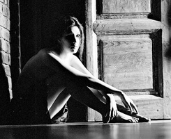 ��ɫ�˸�ʧ�������ͷ��������̫����ʹȴ��˵������ô��