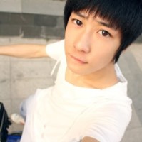 ��լ���˸�����QQͷ�����ÿ��ӵ�� ÿ������ ȫ�������