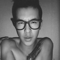 ��լ���˸�����QQͷ�����ÿ��ӵ�� ÿ������ ȫ�������