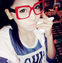 �����������۾��Ŀɰ�Ů��QQͷ�񣬺ܸ�����Ů��ͷ��