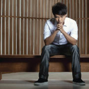 ������ÿ�����Ѷ������΢��ͷ������΢���أ��Ұ�֯Χ����