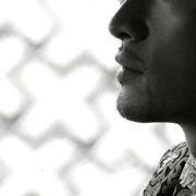 ������ÿ�����Ѷ������΢��ͷ������΢���أ��Ұ�֯Χ����