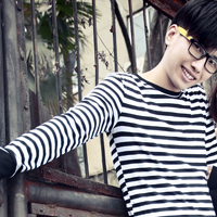 ��������ͷ��һ��һ��QQͷ�����Ǿ���ϲ���������µĺڰ������·�