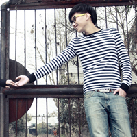 ��������ͷ��һ��һ��QQͷ�����Ǿ���ϲ���������µĺڰ������·�