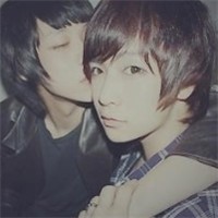 �ɰ�����˧������QQͷ������֮���Ҳŷ����Լ��ж಻��һ��