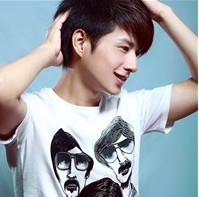 ˧�� �˸�����QQͷ�񣬻���̫��ӵ����ѹ�����޷�����