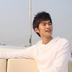 �����еİ������ӣ���˧���������ź�qqͷ��