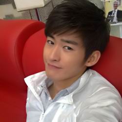 �����еİ������ӣ���˧���������ź�qqͷ��