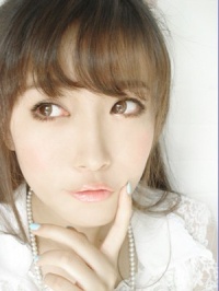 �߹���������qqŮ��ͷ�񣬰��鱾�����ǲ��̵�