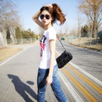 �߹���������qqŮ��ͷ�񣬰��鱾�����ǲ��̵�