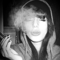 �����һ�������ڼ��棬�˸кڰ��Ƿ�Ů��QQͷ��