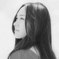 �����һ�������ڼ��棬�˸кڰ��Ƿ�Ů��QQͷ��