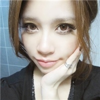 ��ק�İ׷�Ů��