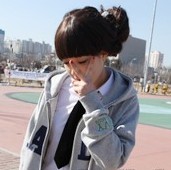 �������׵�Ů��