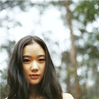 �������׵�Ů��