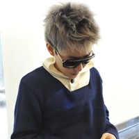 ������˧������ͷ�����������ҵĺ���ɽ�ˣ���������˭ָ��������Į