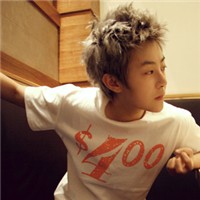 ������˧������ͷ�����������ҵĺ���ɽ�ˣ���������˭ָ��������Į