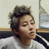 ������˧������ͷ�����������ҵĺ���ɽ�ˣ���������˭ָ��������Į