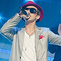 ��������Ȩ־��QQͷ�񣬲����κ���ֻ�ں��Լ�