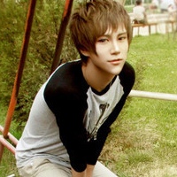 ���Կɰ�������΢��ͷ�񣬻��ǵ��Һ��㶼ϲ�������»��ĸ���