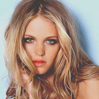 ����ʱ���Ը�ŷ��Ů��ͷ��_��ɫ�ĳ���Ʈ�ݶ������ʷǷ�