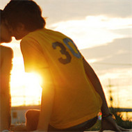 С���´����Ҹ�����ͷ��