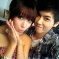 ����������Ҹ�ͷ�񣬳ɶ�ϵ�У����������ͷ��Ŷ��