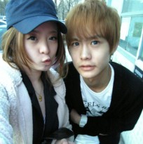 ����������Ҹ�ͷ�񣬳ɶ�ϵ�У����������ͷ��Ŷ��