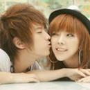 ��������ͷ��һ��һŮ����ѡ�������������Ҹ�ͷ��