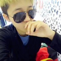 ����ͷ�� ֻ�������˵ڶ���