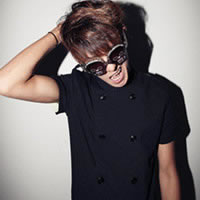 �Ƿ�ŷ����������ͷ��