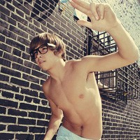 �Ƿ�ŷ����������ͷ��