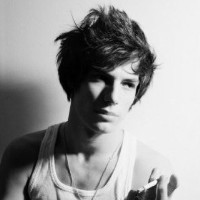 ��������ͷ����� �е����˵�����ͷ��