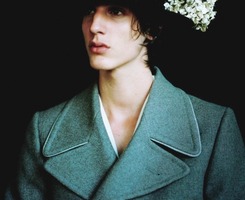 ŷ����������ͷ�� ����㻹�ǵ���