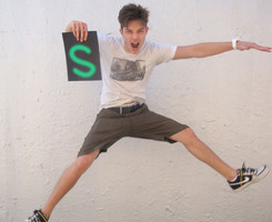 ŷ����������ͷ�� ����㻹�ǵ���