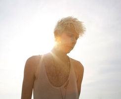 ŷ����������ͷ�� ����㻹�ǵ���